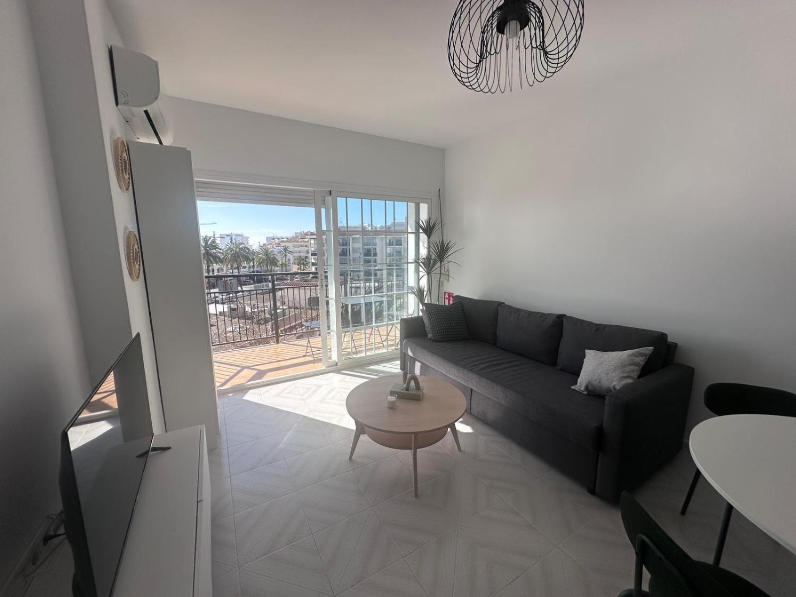 Sunstay Cozy Flat I Costa Apartment